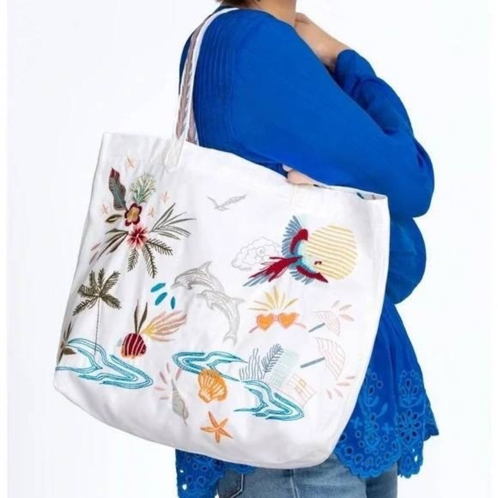 Johnny‎ Was Florida Everyday Tote Bag Embroidered  NEW